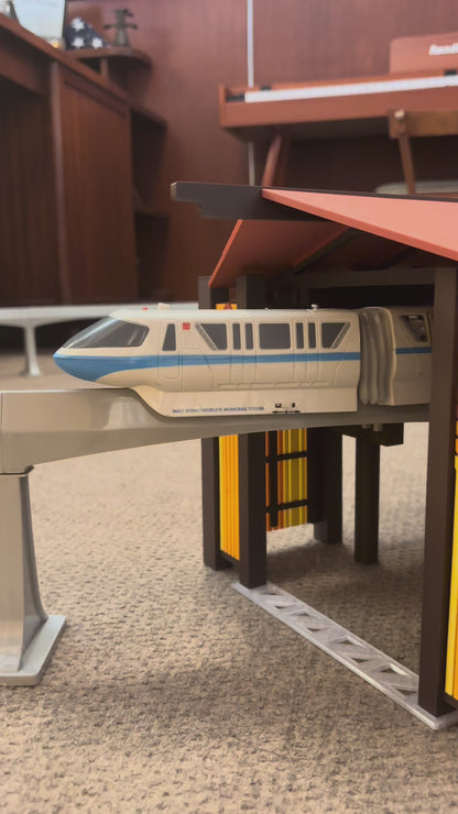 Polynesian Monorail Station: WDW Monorail Playset